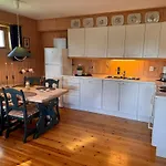 Hovringen Lodge Apartament
