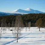 Hovringen Lodge