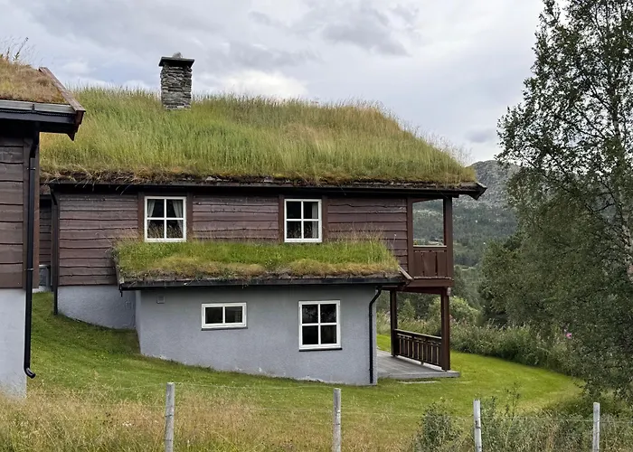 Hovringen Lodge *