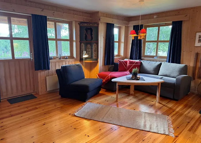 Hovringen Lodge *