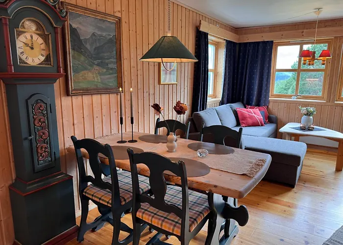 Hovringen Lodge