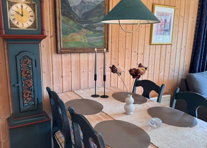 Hovringen Lodge * Høvringen